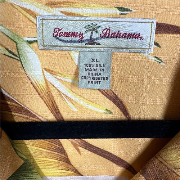 Tommy Bahama Melon Multi Bird of Paradise Print Silk Short Sleeve Camp Shirt XL - Picture 5 of 12